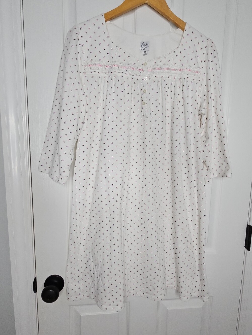 Aria Womens Floral Nightgown Size M White Lace Trim Pink Ribbon Floral Grandma